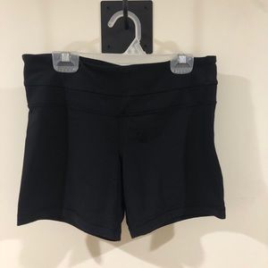 Lululemon 5” Midrise Short